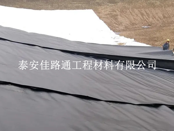 堤壩工程修復(fù)防滲土工膜須注意哪些方面？